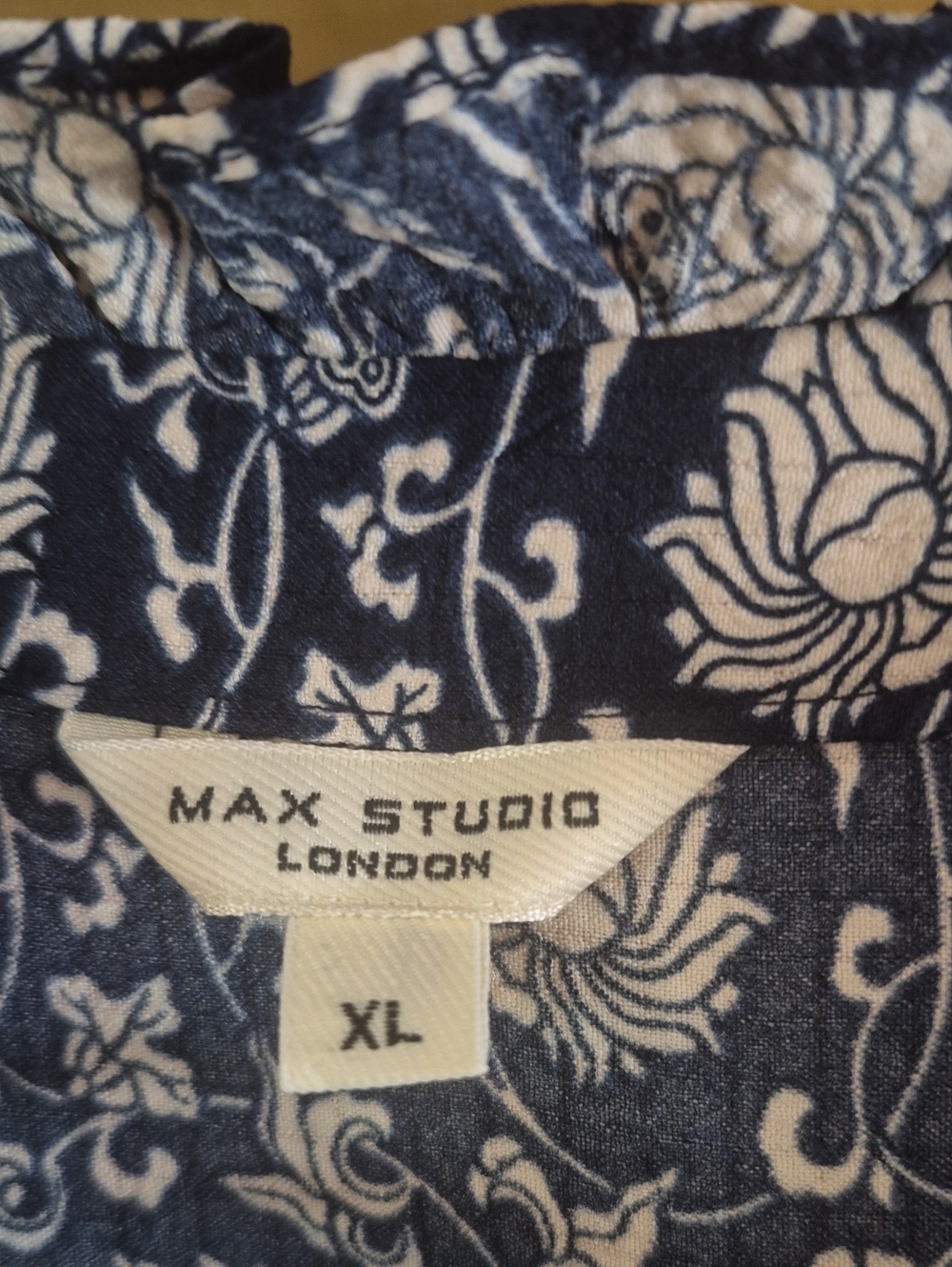 Max Studio Navy and White Floral Maxi Dress Short Sleeves V Ruffled Necklune XL - Picture 5 of 11